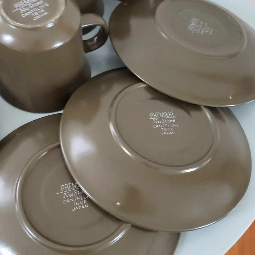 Premiere Nu Stone CANTELOPE 7606 Japan 70s Cups & Saucers Brown & Orange, VTG